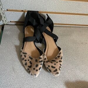 Rampage Animal Print Pointed Toe Wrap Up Flats Sandals‎ Size 10M